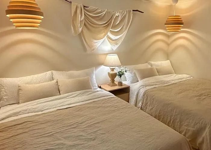 Yeonnam Near Hongdae Station & Airport Railroad * ソウル特別市