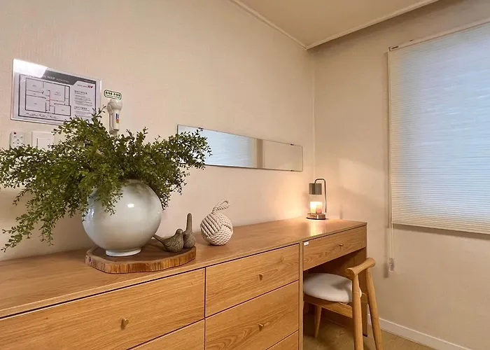 Yeonnam Near Hongdae Station & Airport Railroad